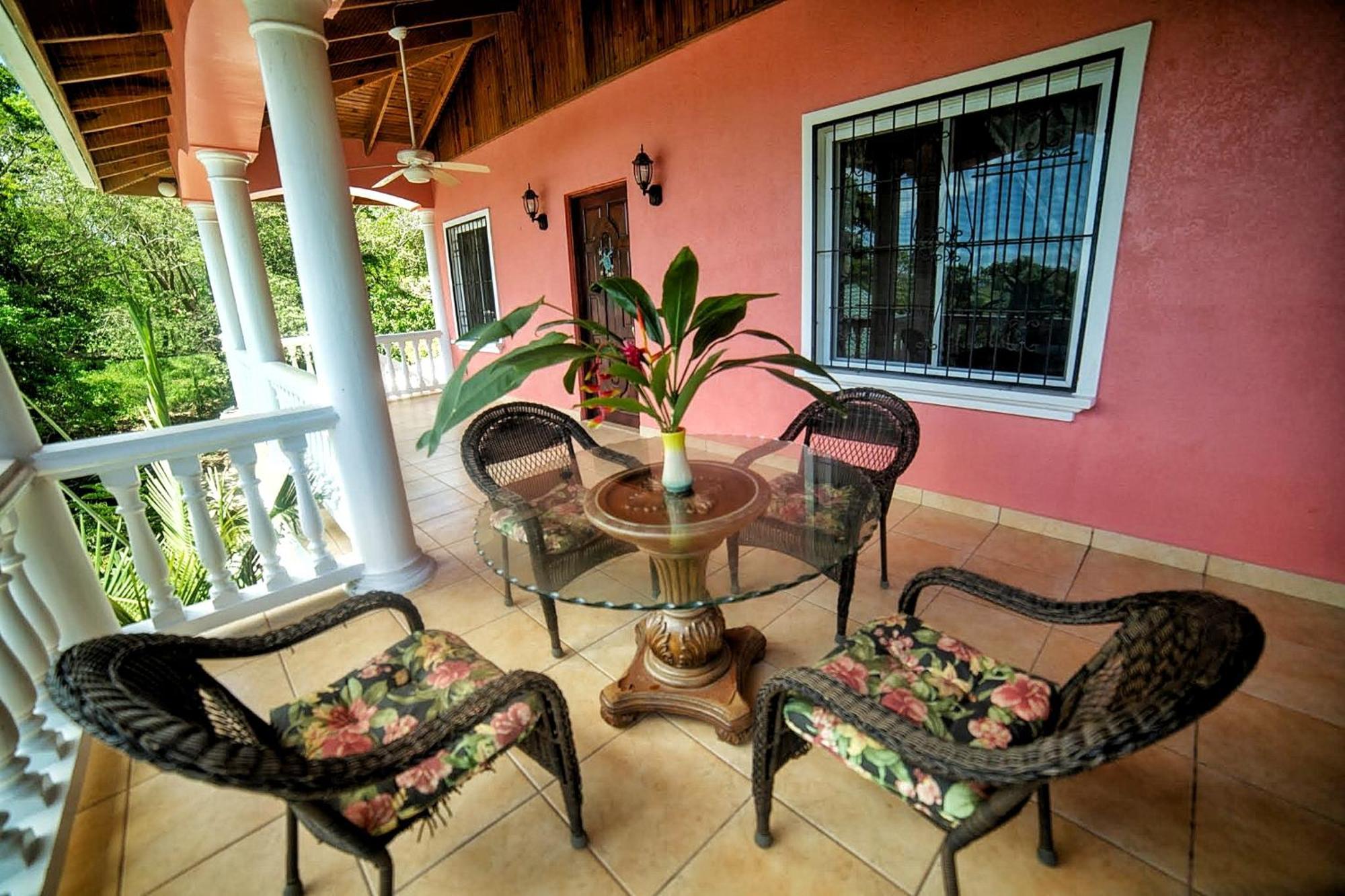 Seaside Inn Roatan West Bay Eksteriør billede